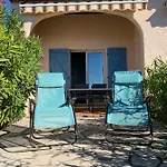 Duplex, Vue Panoramique Sur La Mediterranee, Piscine, Garage Appartement *