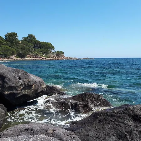 Duplex, Vue Panoramique Sur La Mediterranee, Piscine, Garage * Saint-Raphael (Var)