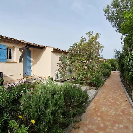 Duplex, Vue Panoramique Sur La Mediterranee, Piscine, Garage