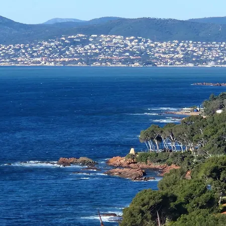 아파트 Duplex, Vue Panoramique Sur La Mediterranee, Piscine, Garage Saint-Raphaël