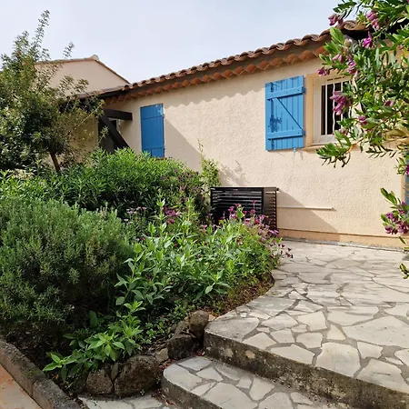 Duplex, Vue Panoramique Sur La Mediterranee, Piscine, Garage