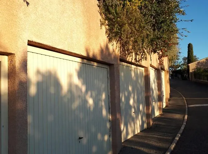 Duplex, Vue Panoramique Sur La Méditerranée, Piscine, Garage Appartement Saint-Raphaël