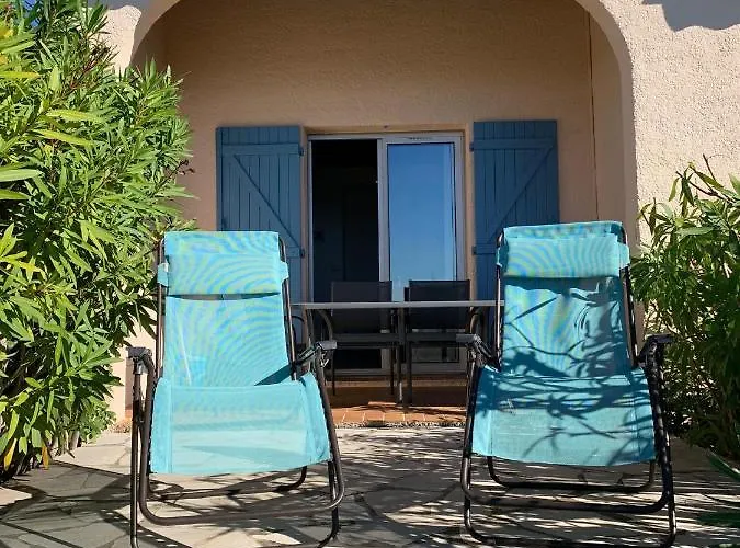 Duplex, Vue Panoramique Sur La Méditerranée, Piscine, Garage Appartement *