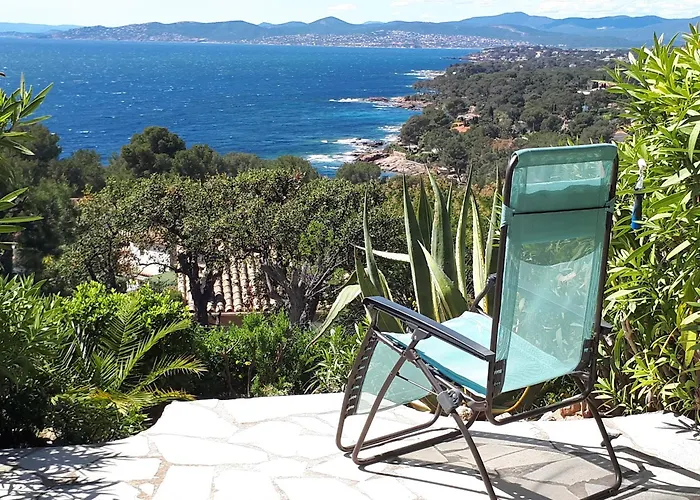 Duplex, Vue Panoramique Sur La Mediterranee, Piscine, Garage Saint-Raphaël
