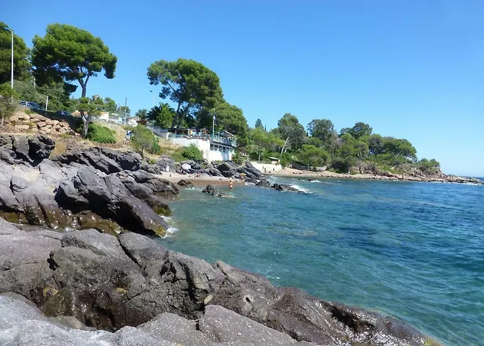 Duplex, Vue Panoramique Sur La Mediterranee, Piscine, Garage *