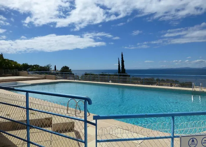 Duplex, Vue Panoramique Sur La Mediterranee, Piscine, Garage Saint-Raphaël